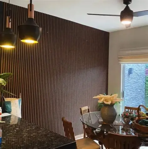 PAROTA BLACK ASIMETRICO.webp