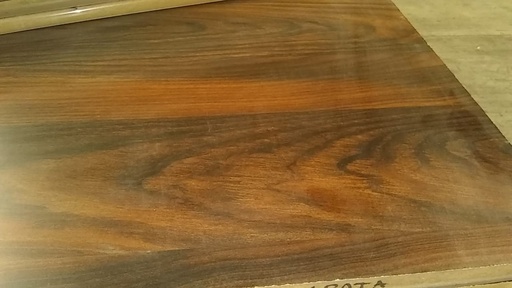 [MDFHGPAR604] MDF 18 ALTO BRILLO PAROTA WQ604